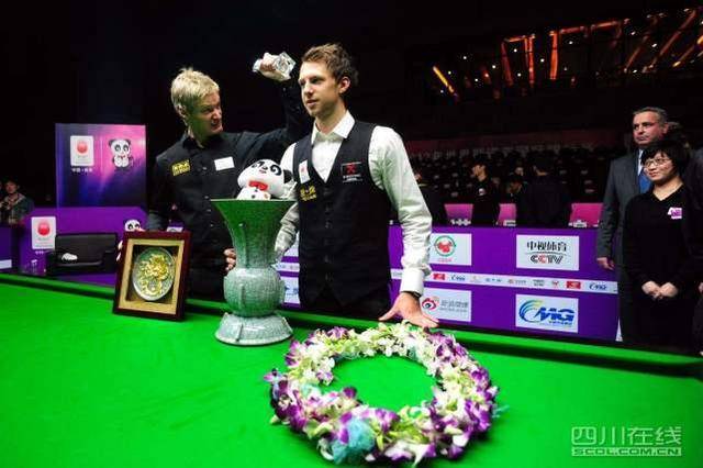 球比赛的亮 球比赛的亮